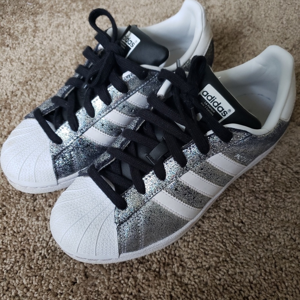 Rare Adidas superstar holographic sz 6 big kids